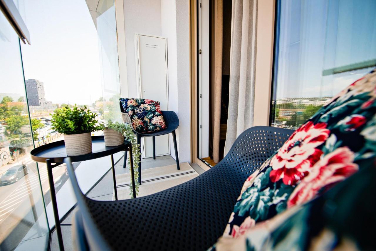 Sodoben Apartma V Centru Ljubljane Ljubljana Luaran gambar