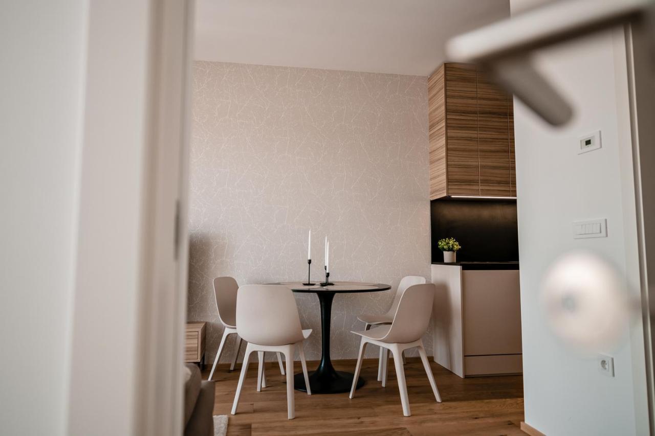 Sodoben Apartma V Centru Ljubljane Ljubljana Luaran gambar